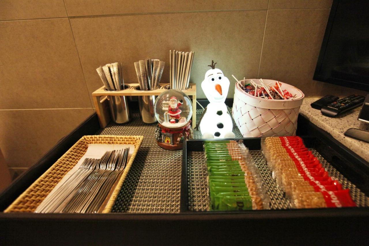 Changwon At Business Hotel Ngoại thất bức ảnh