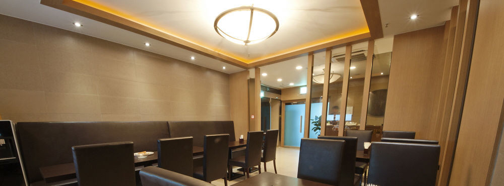 Changwon At Business Hotel Ngoại thất bức ảnh