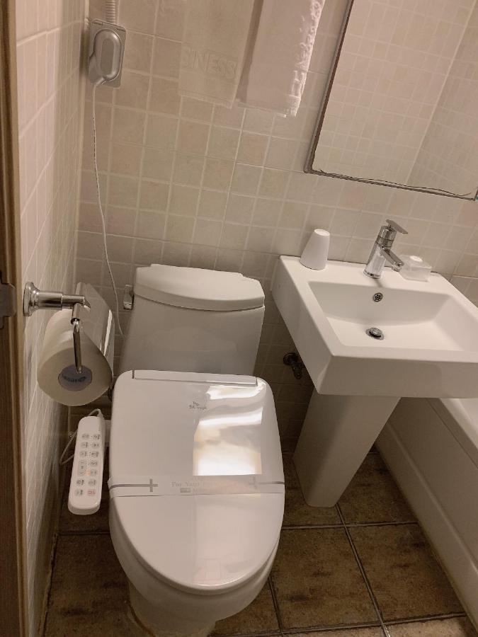 Changwon At Business Hotel Ngoại thất bức ảnh